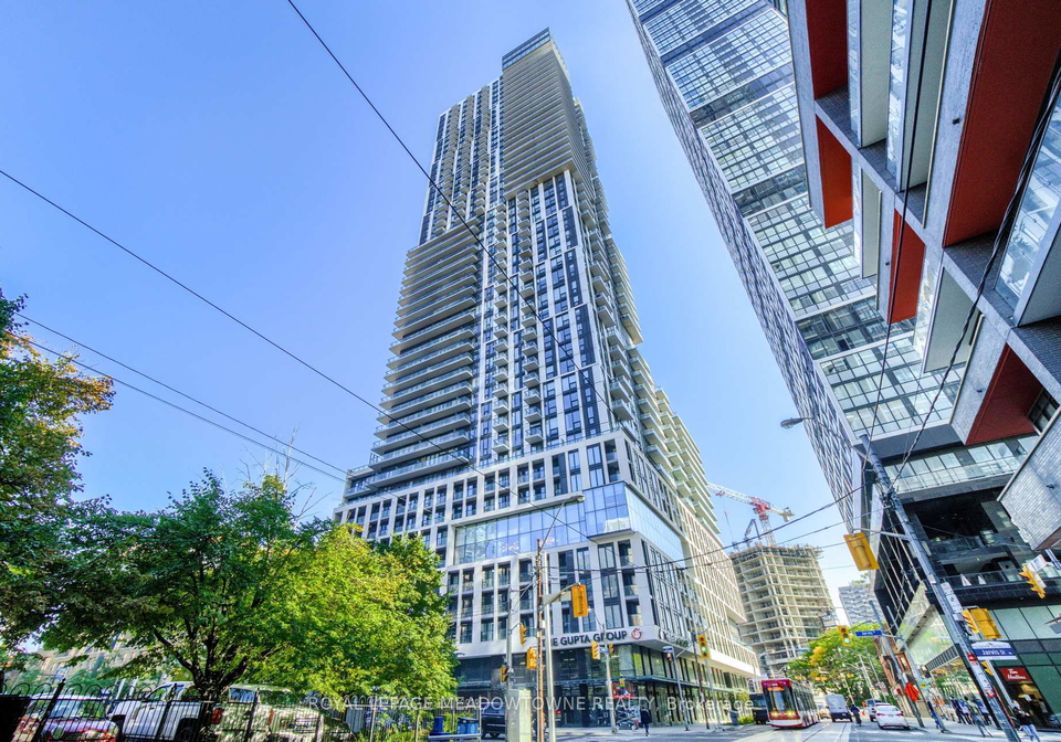 251-jarvis-street-toronto-ontario-c12341308