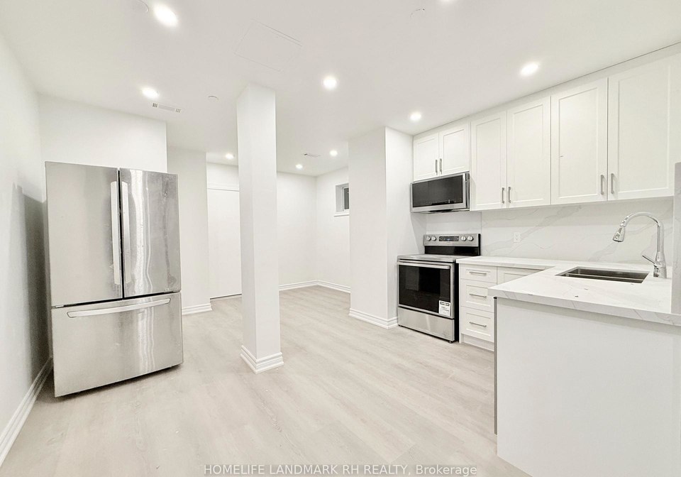 414-dundas-street-w-toronto-ontario-c12341313