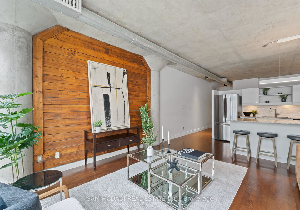 42-camden-street-toronto-ontario-c12341400