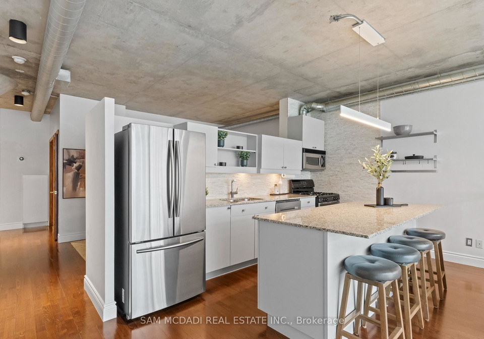 42-camden-street-toronto-ontario-c12341400