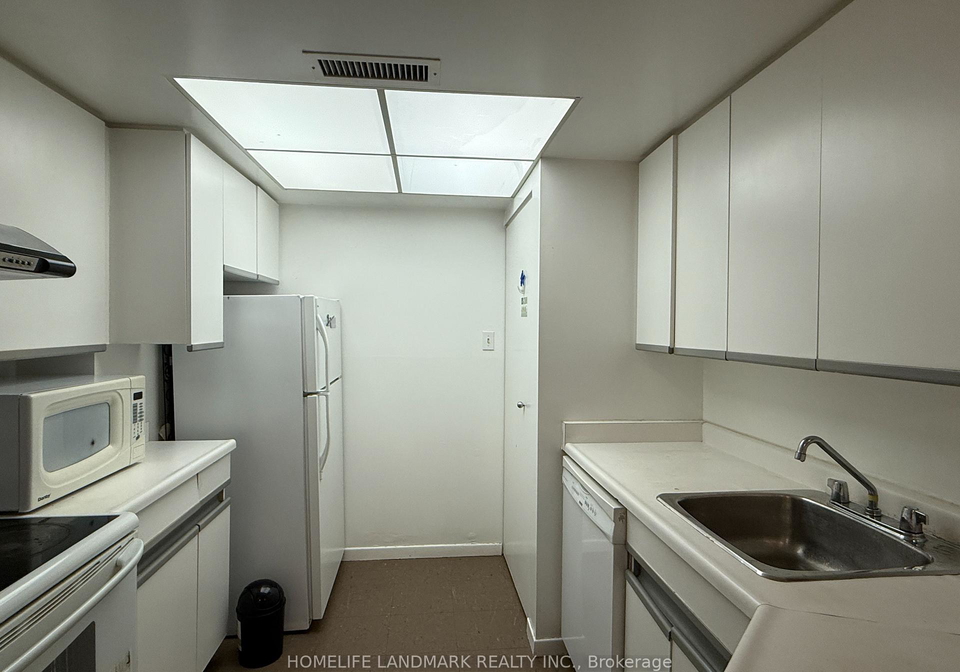 1001-bay-street-toronto-ontario-c12341612