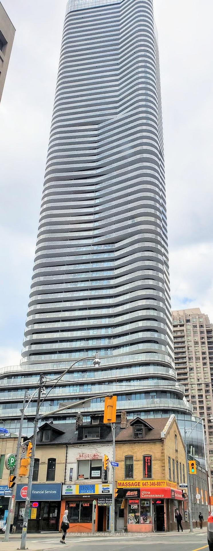 11-wellesley-street-w-toronto-ontario-c12341672
