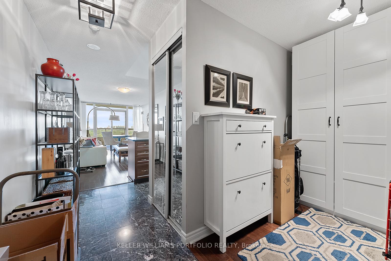 35-hollywood-avenue-north-york-ontario-c12341851