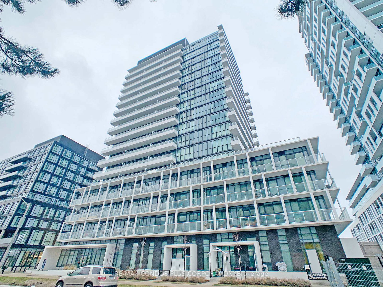 180-fairview-mall-drive-north-york-ontario-c12342026