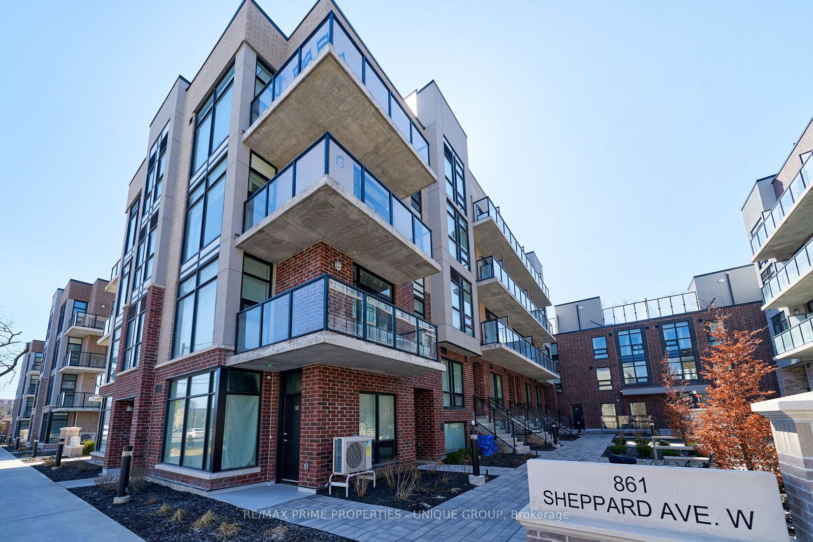 861-sheppard-avenue-w-toronto-ontario-c12342052