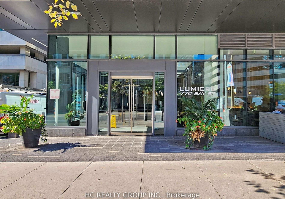 770-bay-street-toronto-ontario-c12342196