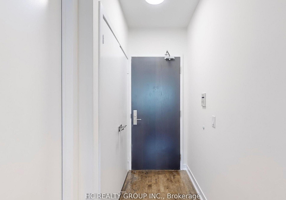 770-bay-street-toronto-ontario-c12342196