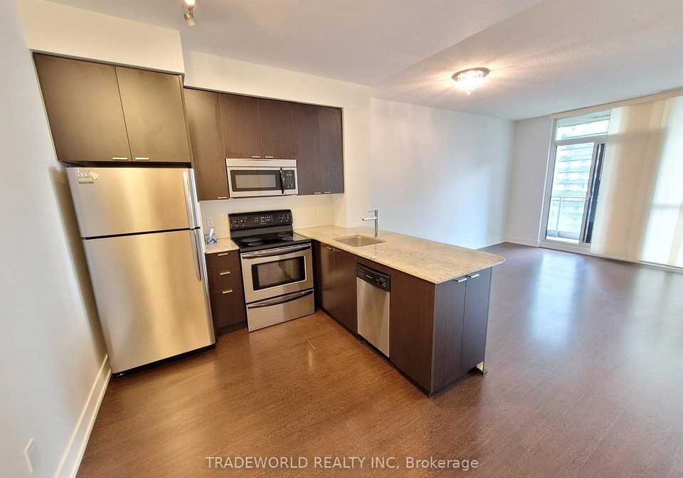 23-sheppard-avenue-e-north-york-ontario-c12342276