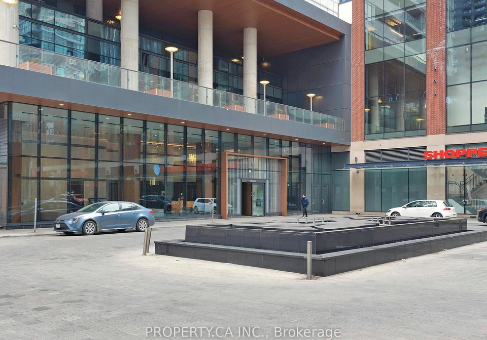17-bathurst-street-toronto-ontario-c12342564