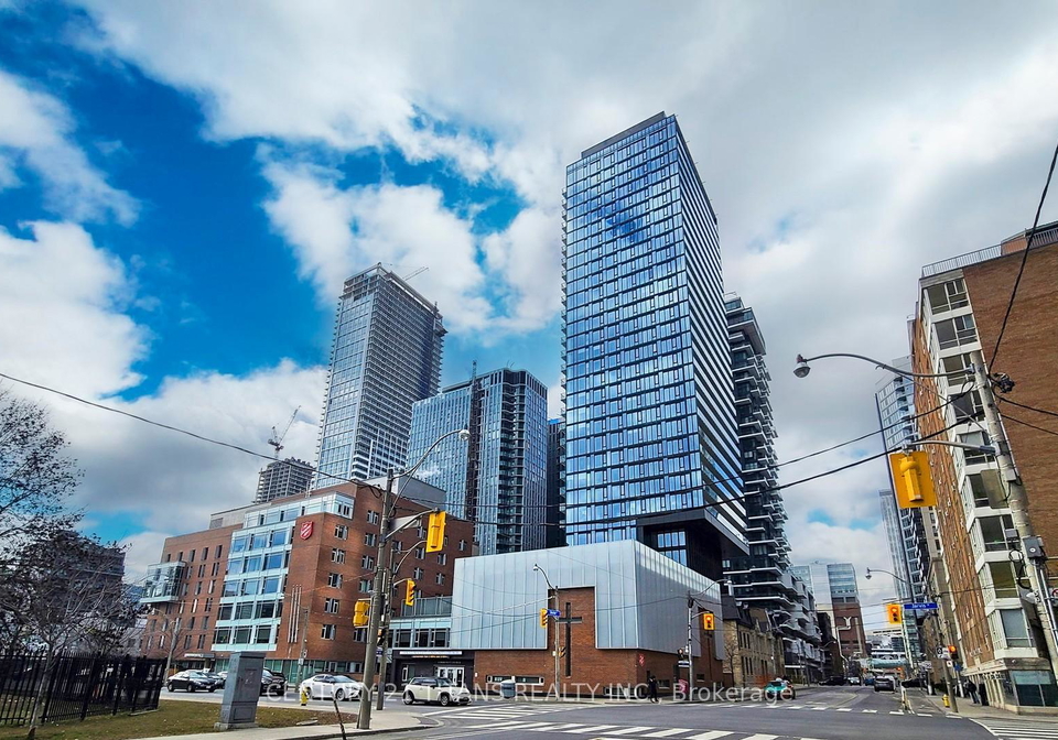 47-mutual-street-toronto-ontario-c12342738
