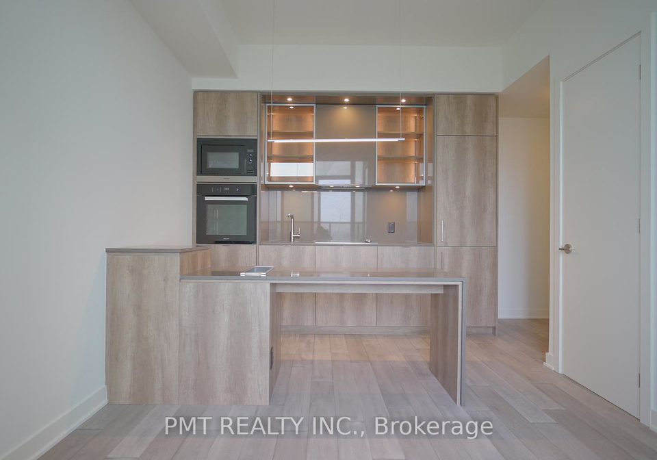 11-yorkville-avenue-toronto-ontario-c12342904