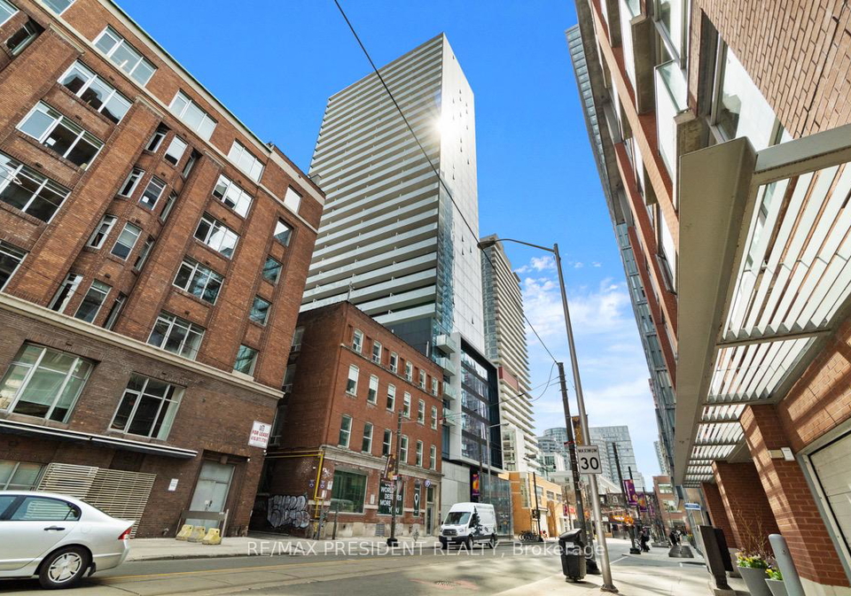 11-charlotte-street-toronto-ontario-c12342914
