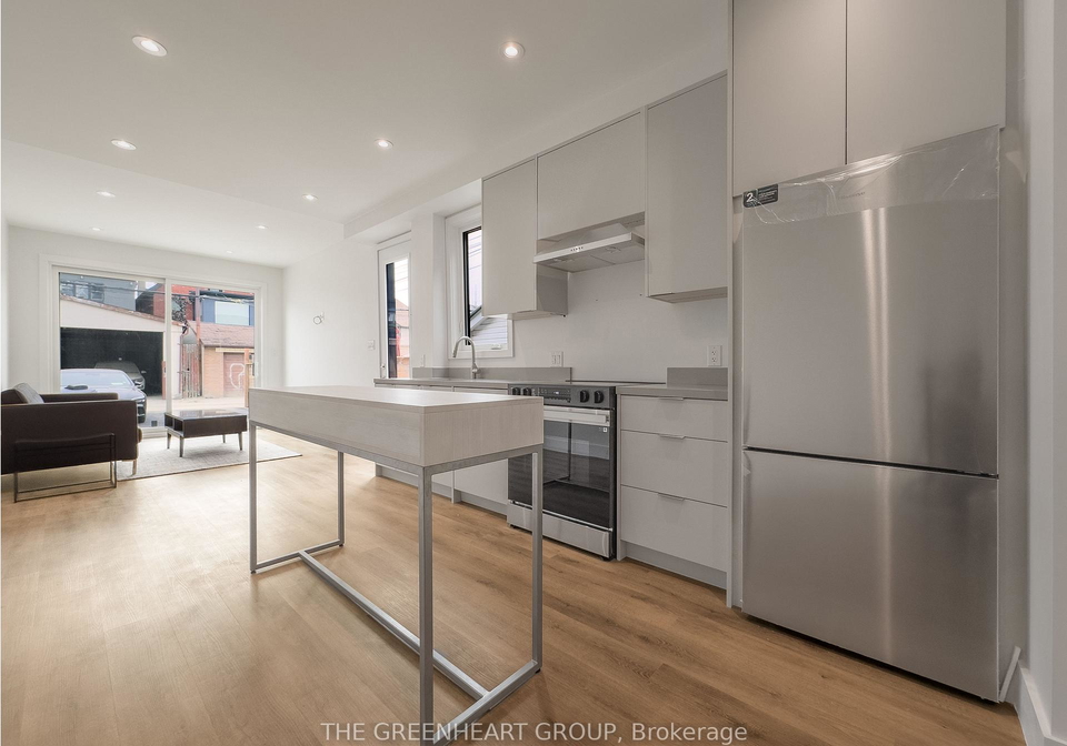 89-montrose-avenue-toronto-ontario-c12342915