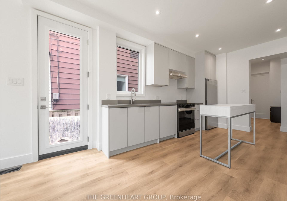 89-montrose-avenue-toronto-ontario-c12342915
