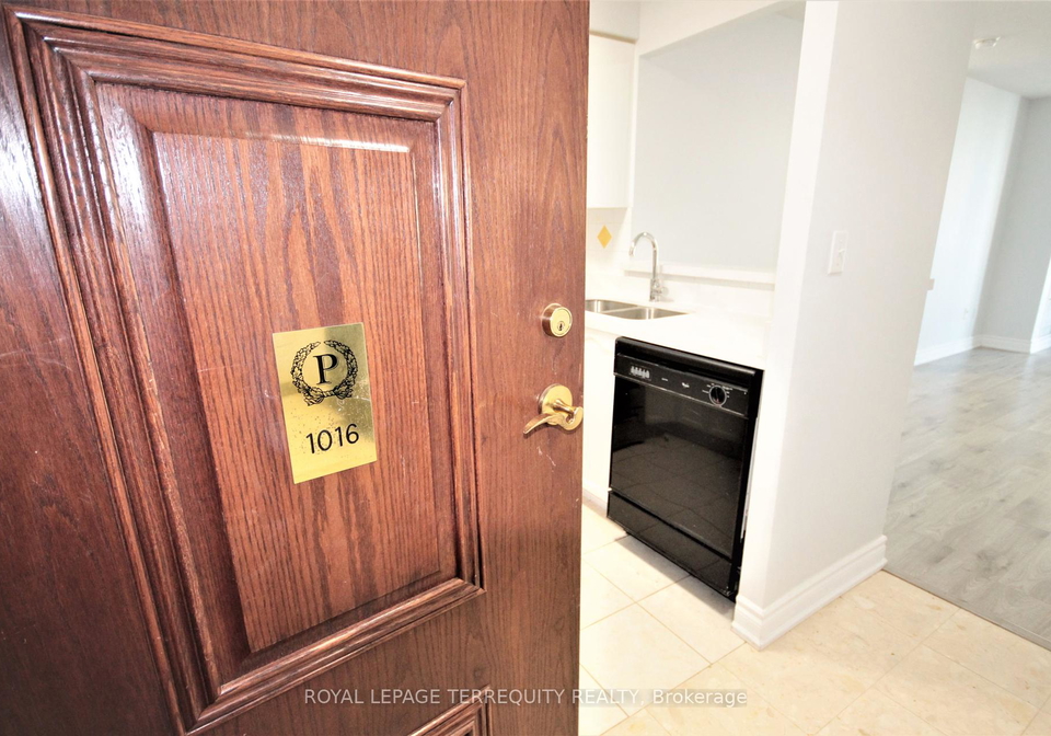 39-pemberton-avenue-north-york-ontario-c12342953