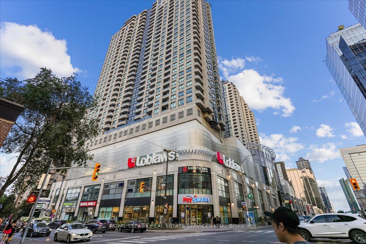 33-empress-avenue-north-york-ontario-c12343043
