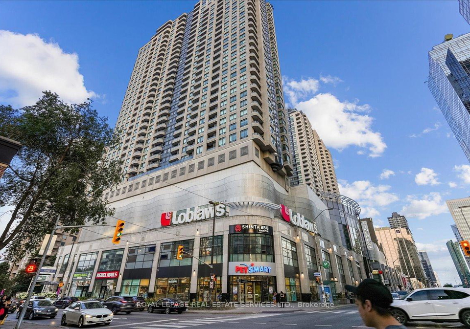 33-empress-avenue-north-york-ontario-c12343043