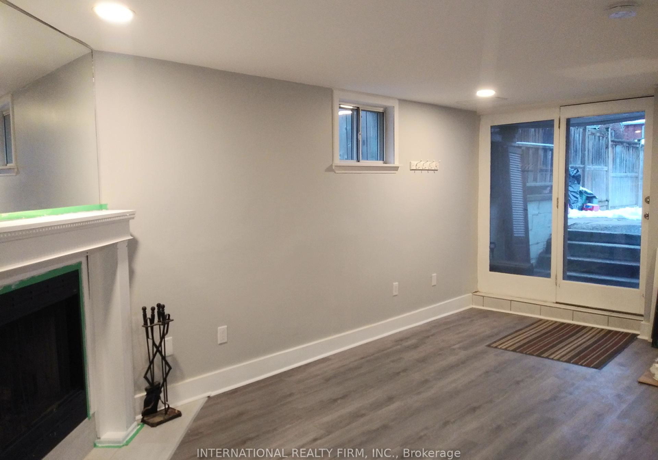 261-soudan-avenue-toronto-ontario-c12343129