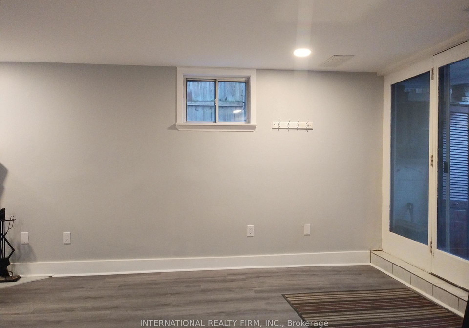 261-soudan-avenue-toronto-ontario-c12343129