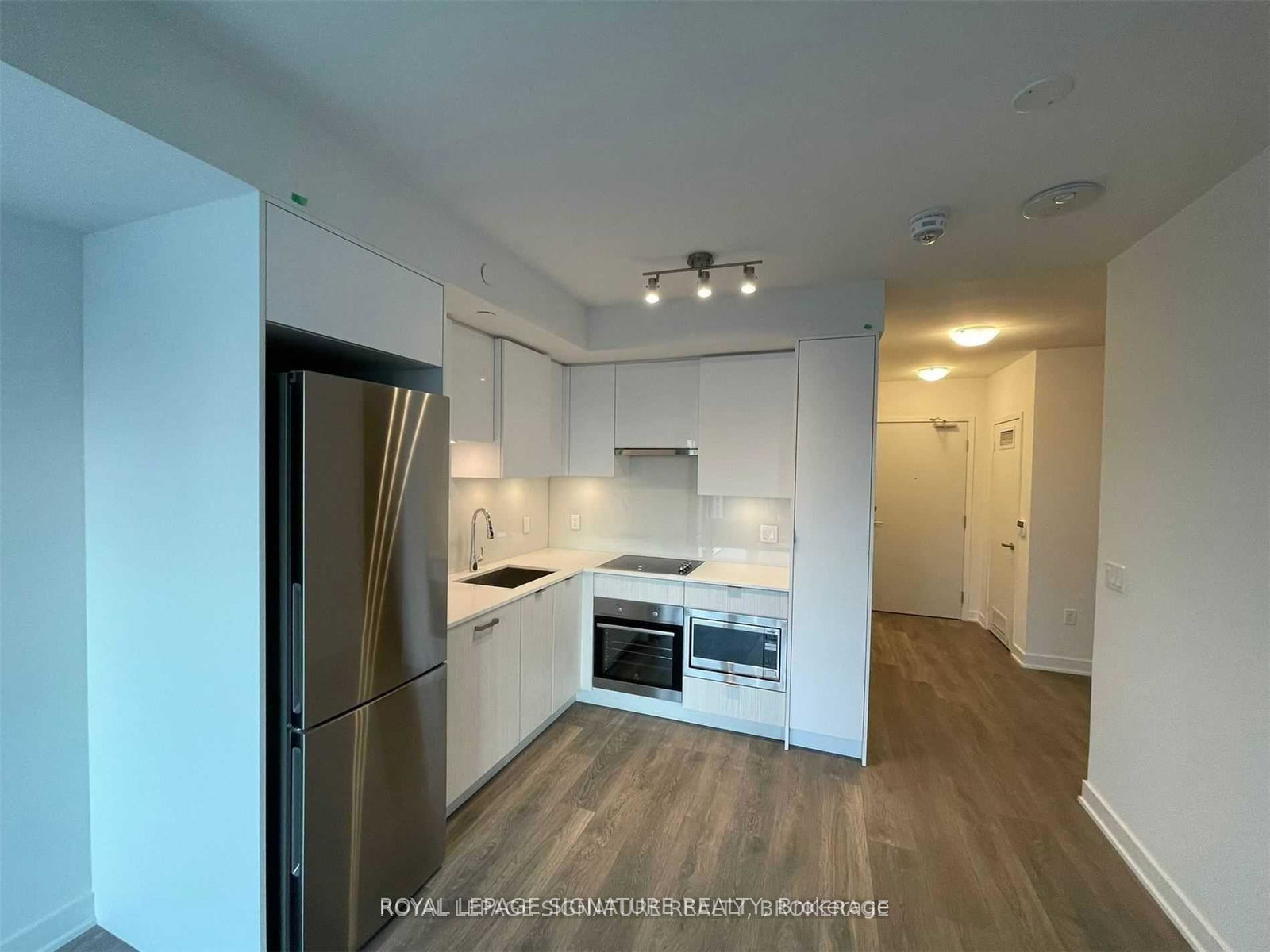 99-broadway-avenue-toronto-ontario-c12343148