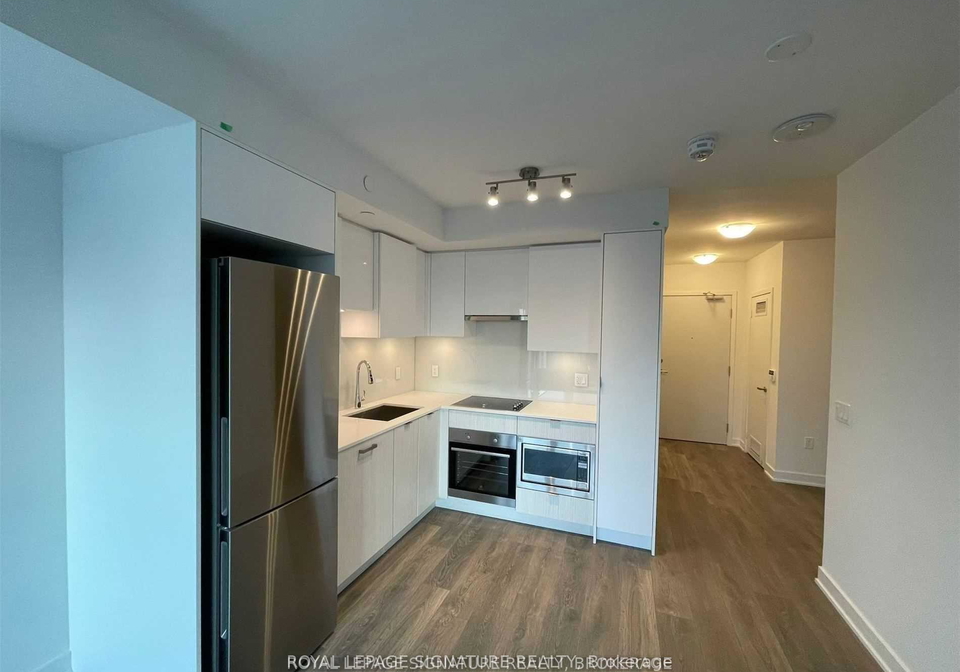 99-broadway-avenue-toronto-ontario-c12343148