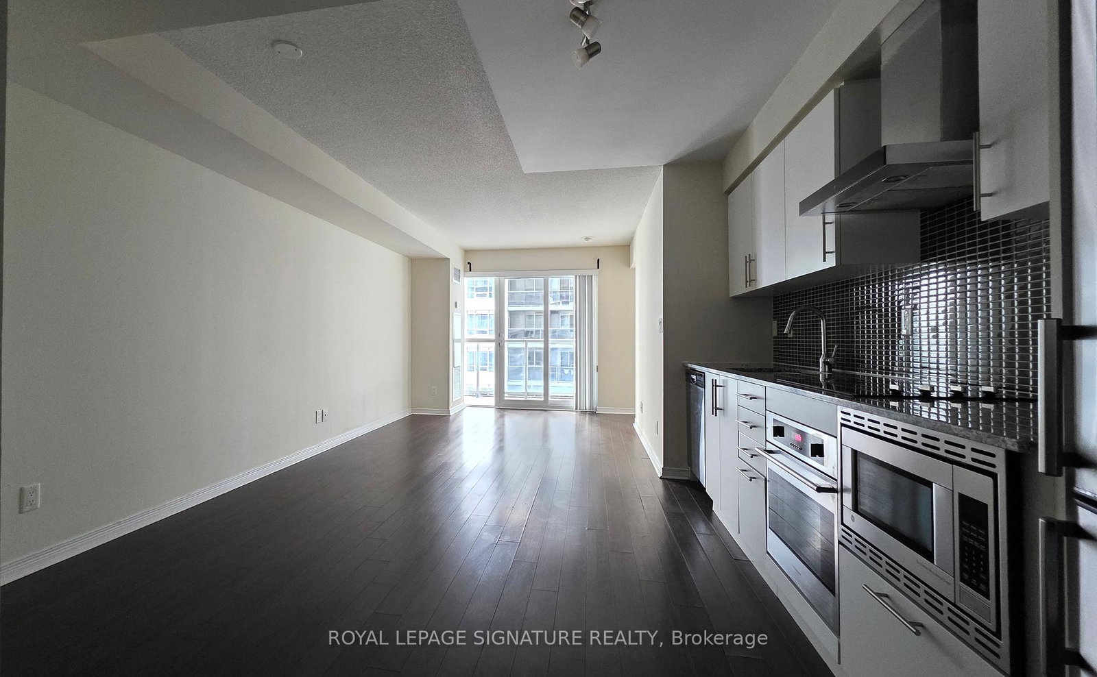 352-front-street-w-toronto-ontario-c12343170