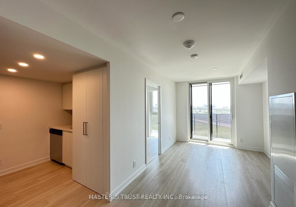 30-tretti-way-toronto-ontario-c12343274