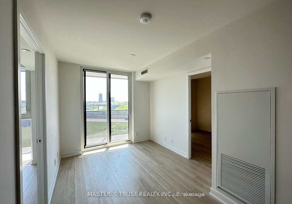 30-tretti-way-toronto-ontario-c12343274