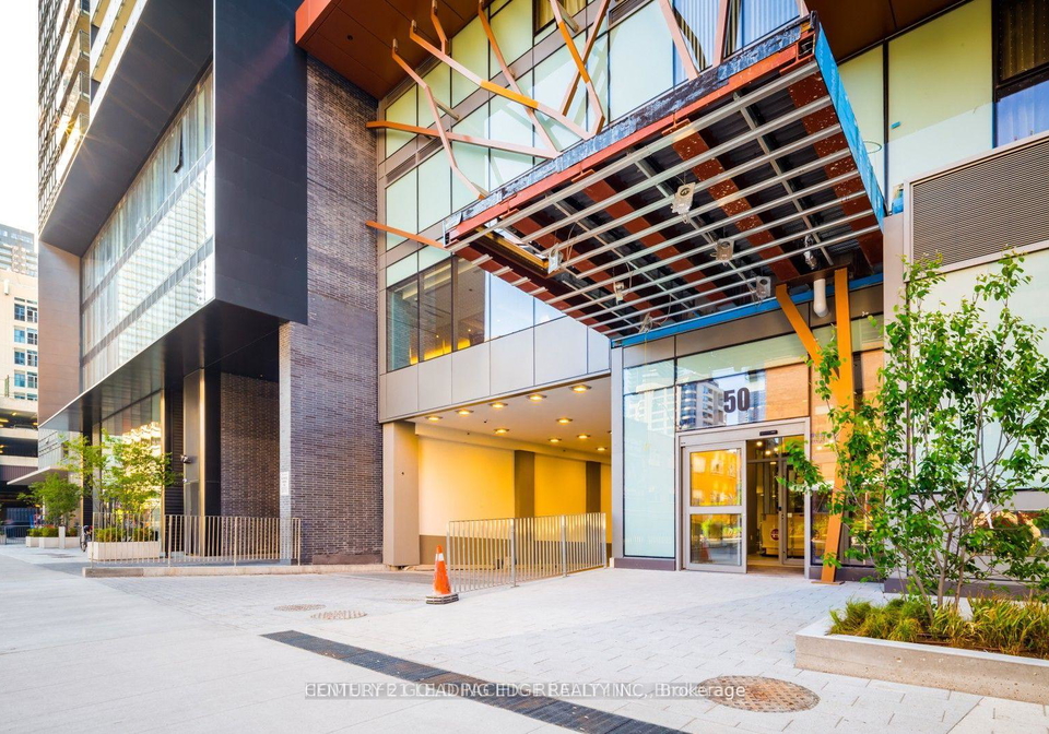 50-wellesley-street-e-toronto-ontario-c12343283
