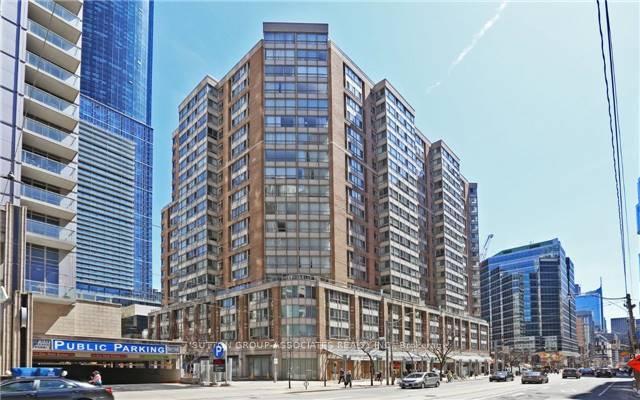 717-bay-street-toronto-ontario-c12343370