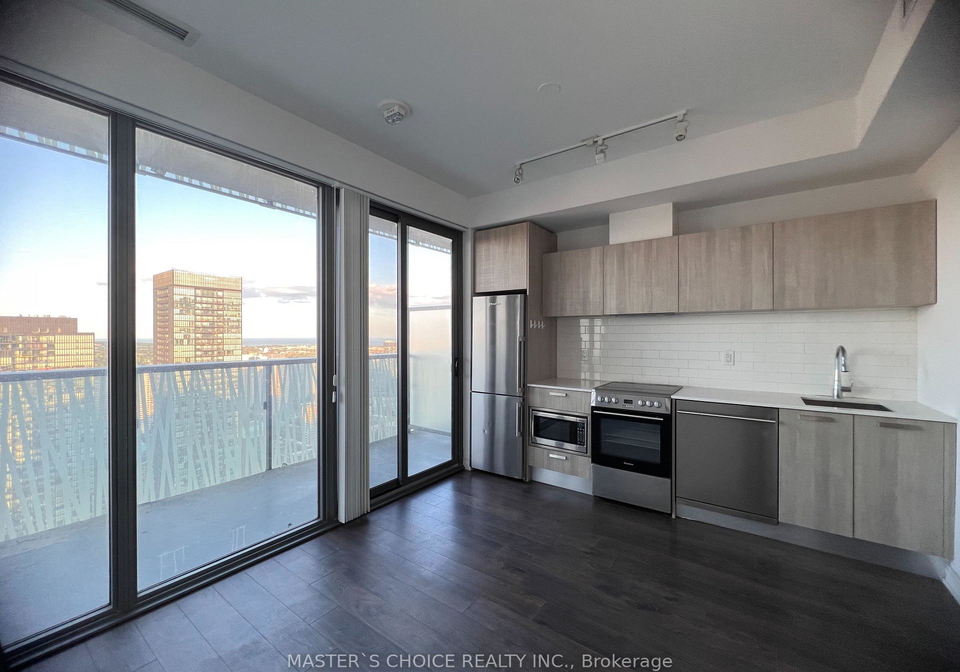 50-charles-street-e-toronto-ontario-c12343386
