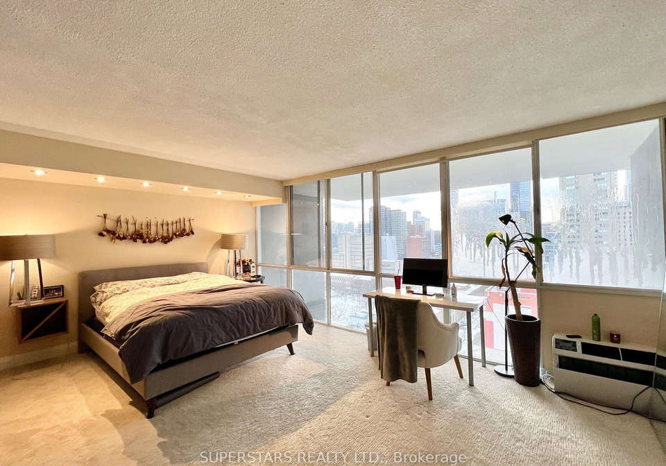86-gerrard-street-e-toronto-ontario-c12343390