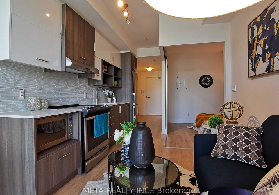150-fairview-mall-drive-north-york-ontario-c12343416