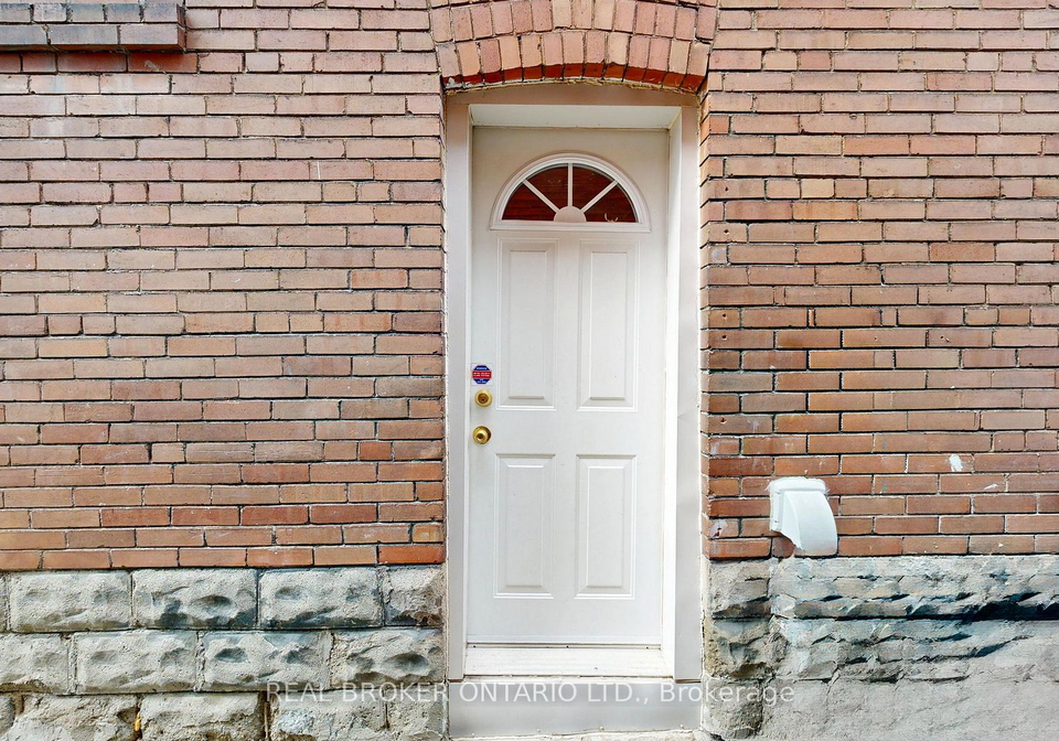 32-allenvale-avenue-toronto-ontario-c12343512