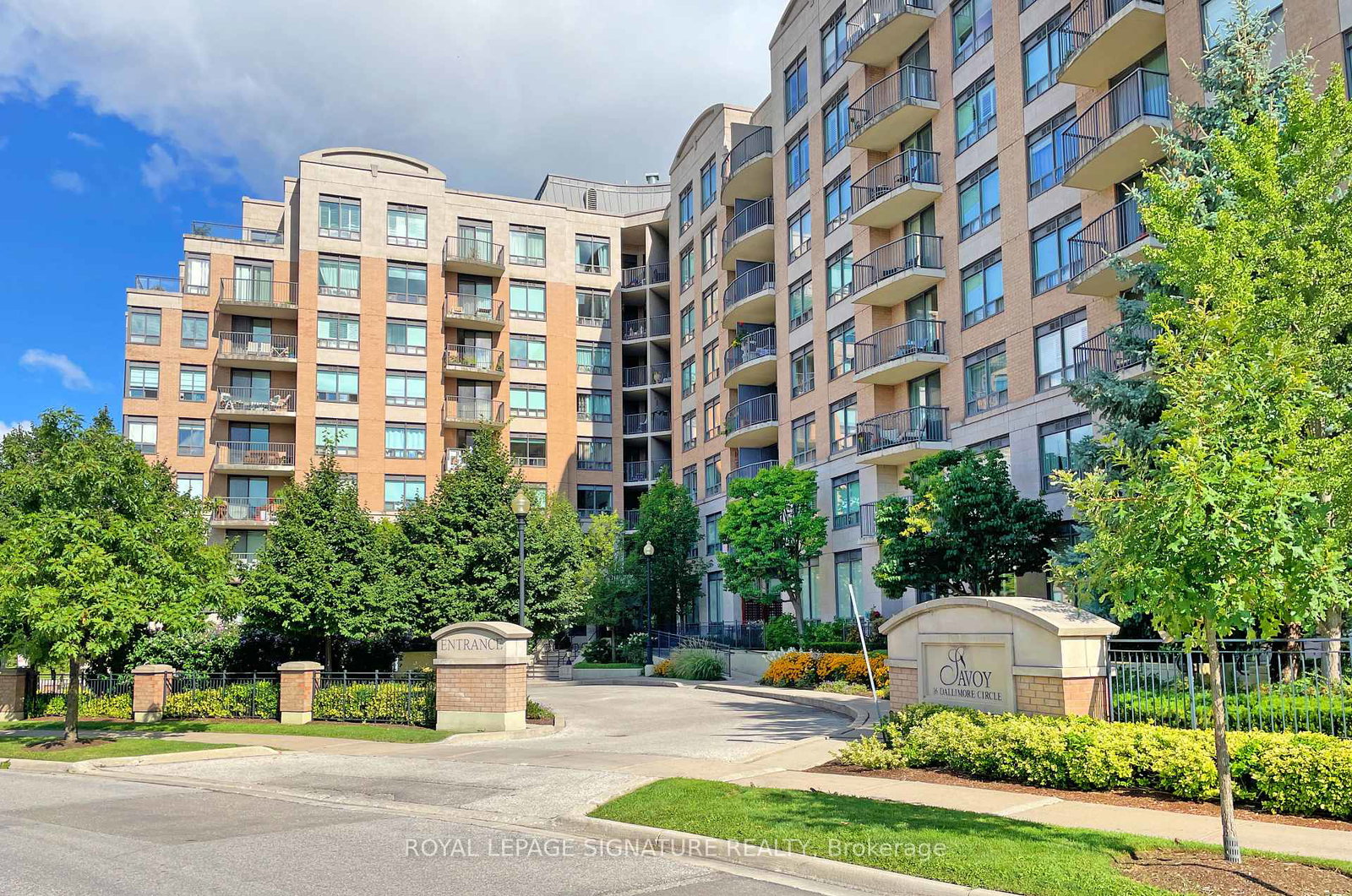 16-dallimore-circle-north-york-ontario-c12343530