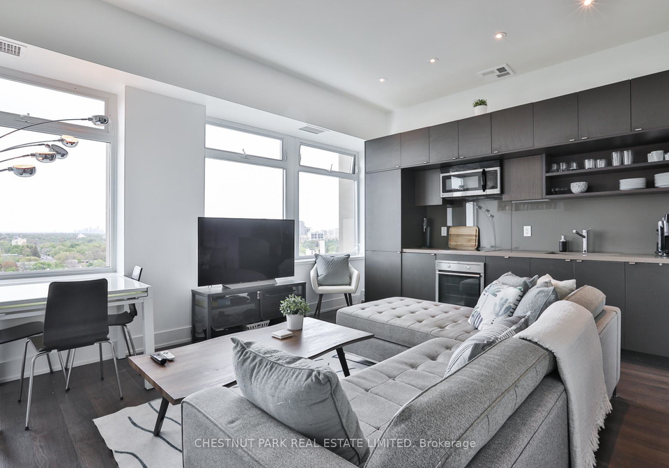 111-st-clair-avenue-w-toronto-ontario-c12343624