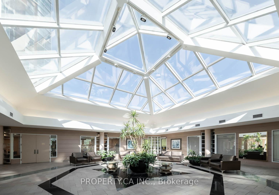 7-concorde-place-north-york-ontario-c12343779