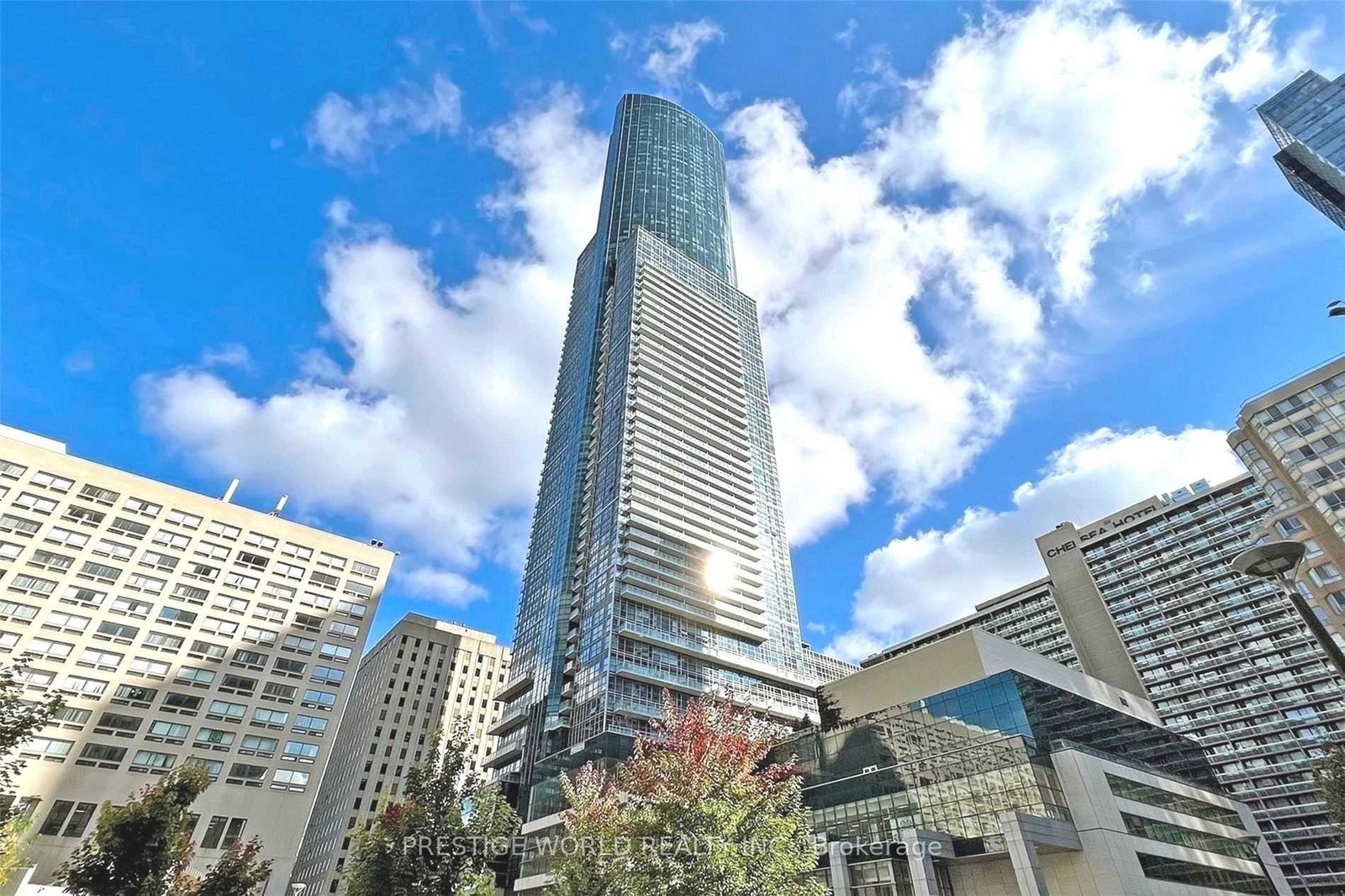 386-yonge-street-toronto-ontario-c12343920