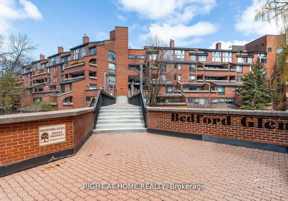 40-sylvan-valley-way-toronto-ontario-c12344132