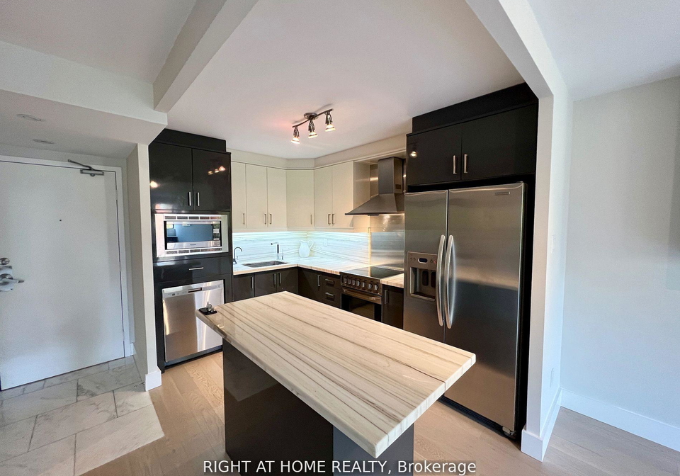 40-sylvan-valley-way-toronto-ontario-c12344132