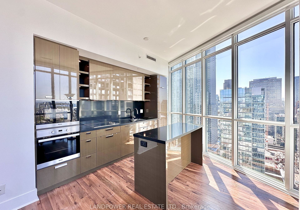 32-davenport-road-toronto-ontario-c12344140