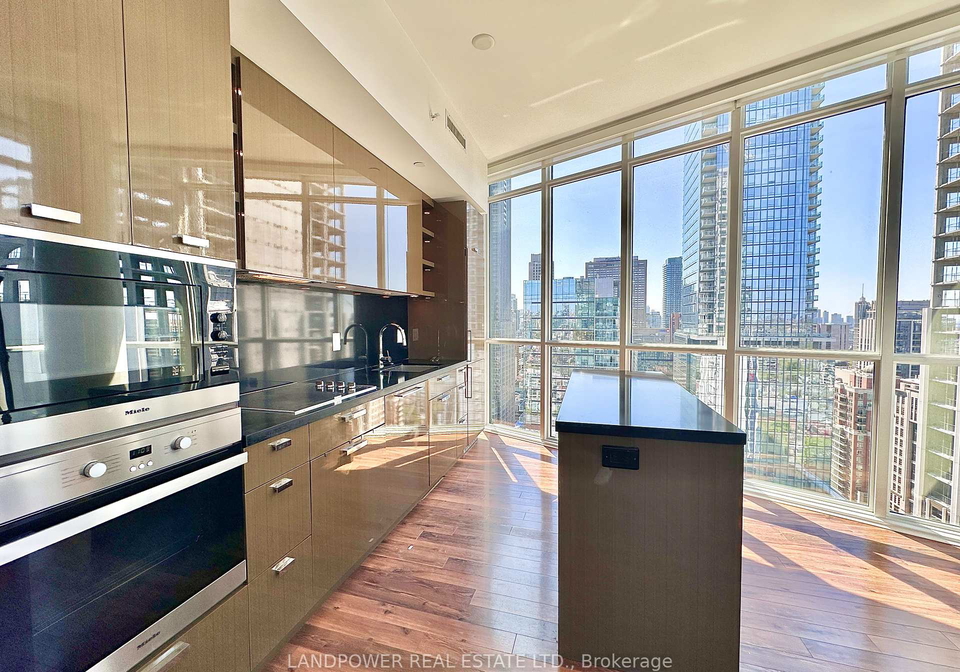 32-davenport-road-toronto-ontario-c12344140