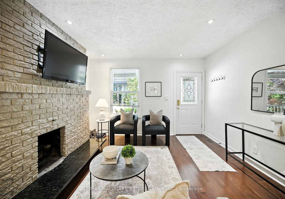 143-soudan-avenue-toronto-ontario-c12344284