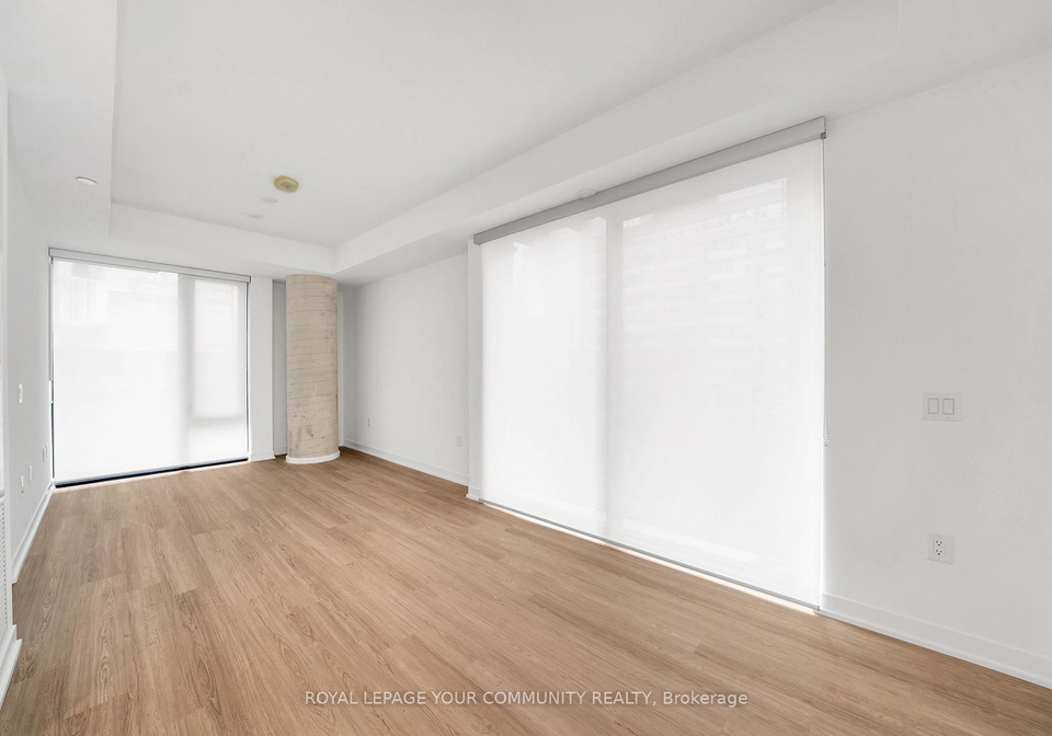 195-mccaul-street-toronto-ontario-c12344324