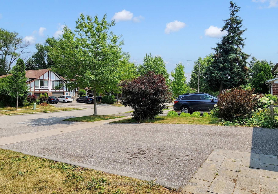 100-micmac-crescent-north-york-ontario-c12344332
