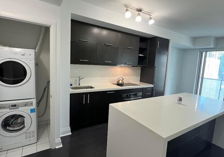 65-st-mary-street-toronto-ontario-c12344372