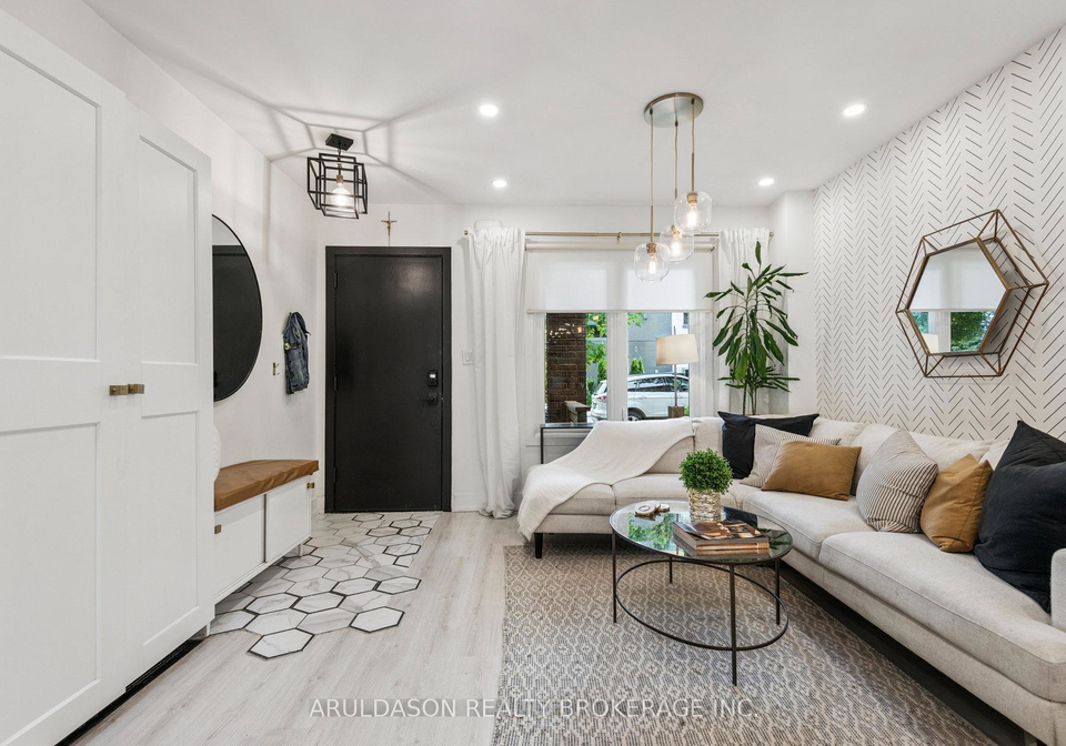262-roselawn-avenue-toronto-ontario-c12344414