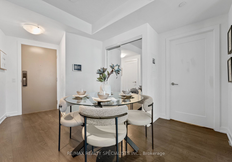 10-york-street-toronto-ontario-c12344423