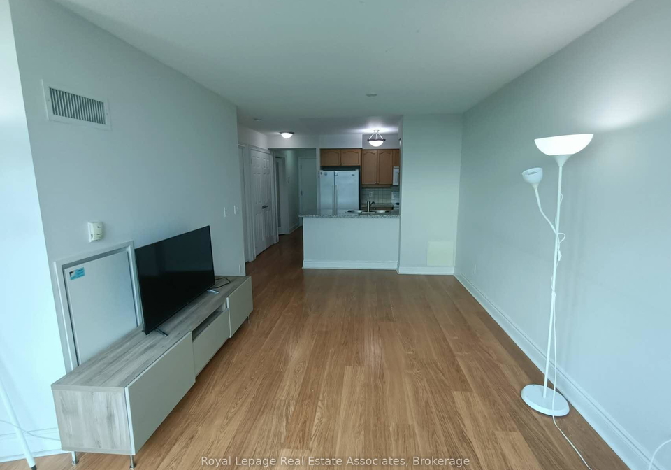 15-greenview-avenue-toronto-ontario-c12344676