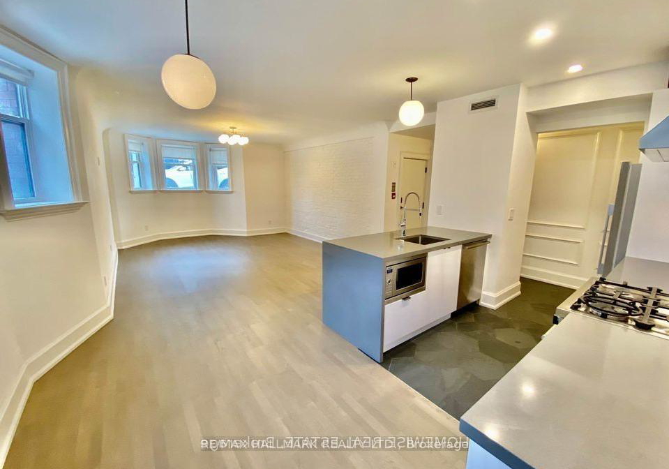 795-college-street-toronto-ontario-c12344886